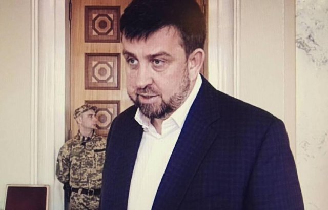 На 47 округе на Донбассе Порошенко призвал голосовать за своего мажоритарщика Олега Недаву: Он дисциплинированно голосовал за все мои реформы